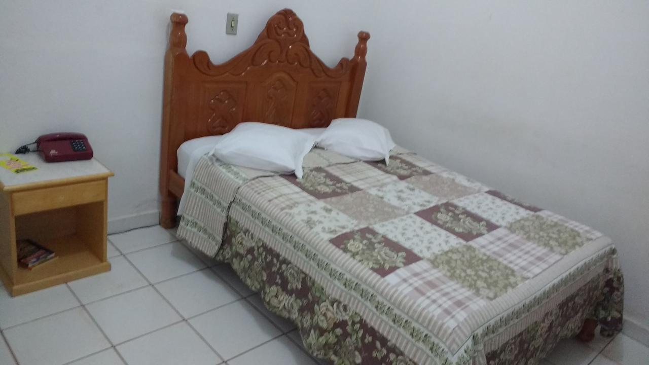 Hotel Nacional Pimenta Bueno Екстериор снимка